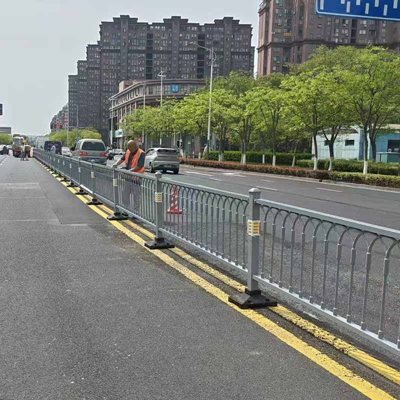 道路護(hù)欄